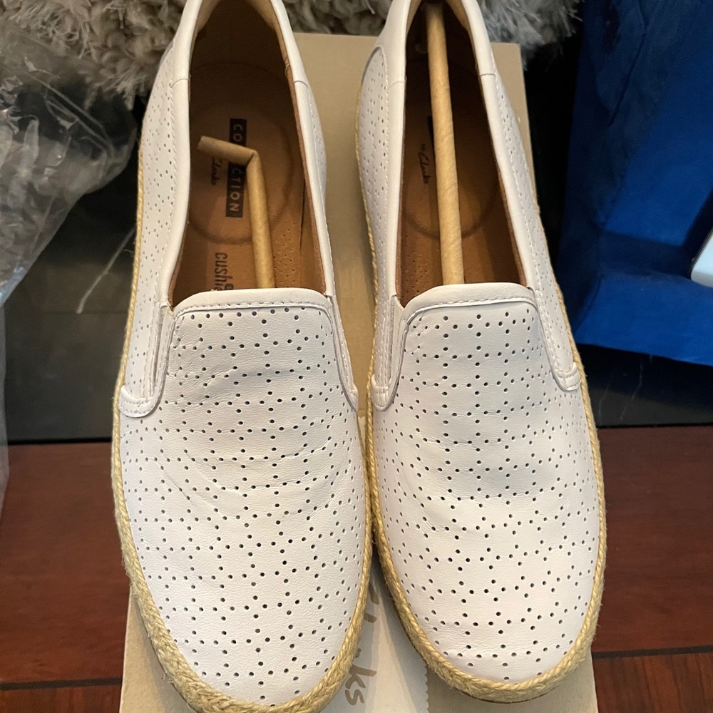 NWOT Clark shoes